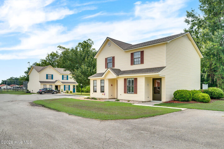 Property Photo:  611 SE Railroad Street  NC 28466 