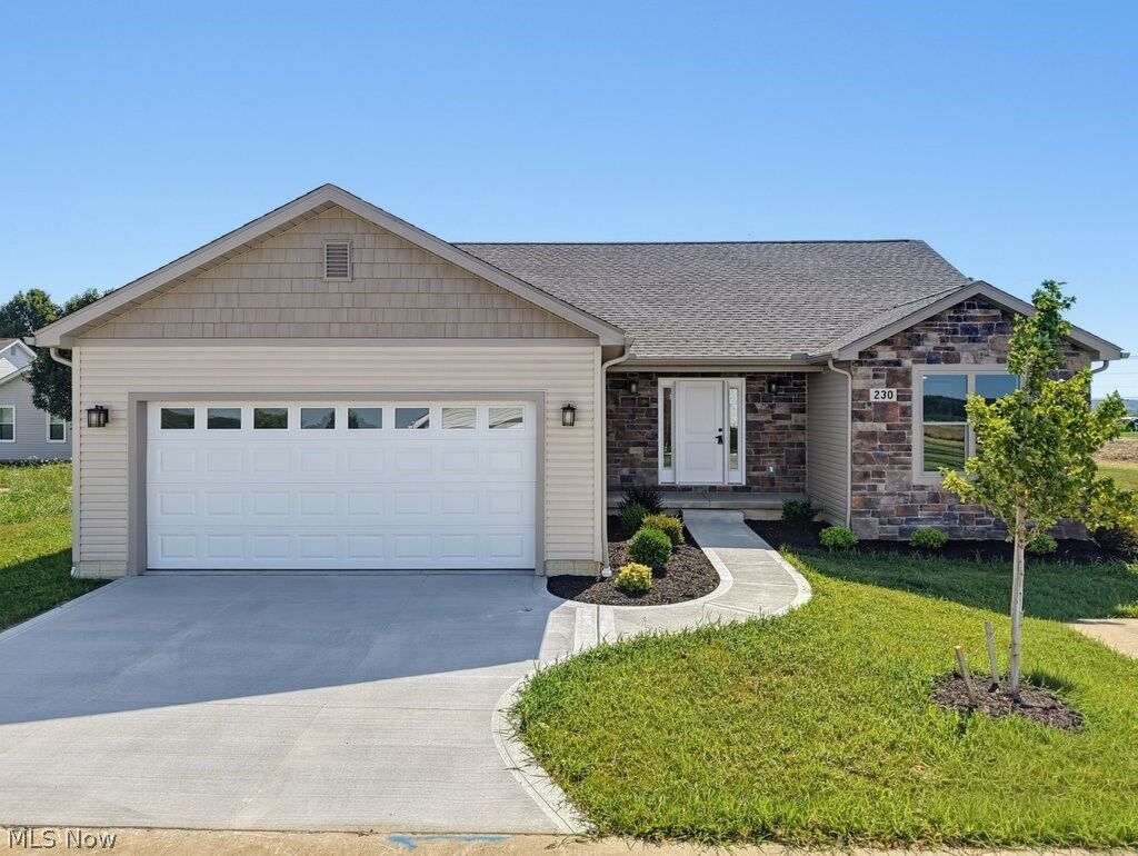 Property Photo: 230 Clifton Lane OH 44270