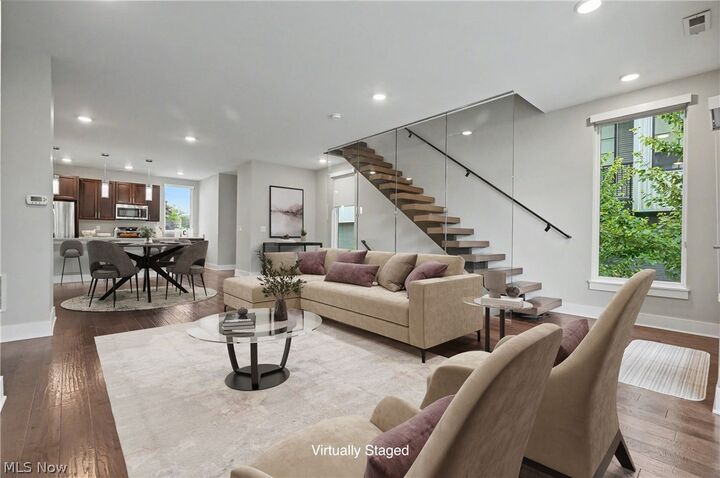 Property Photo: 1262 W 70th Street OH 44102