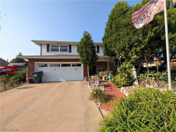 Property Photo:  1409 Opal Street  OH 44641 