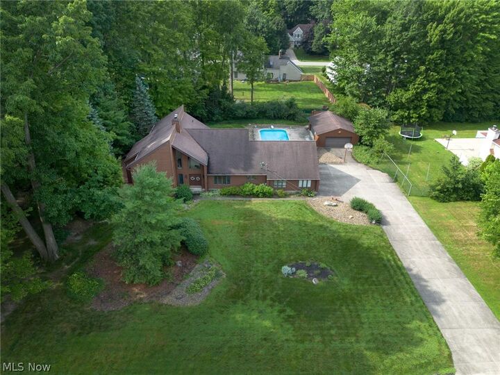 Property Photo: 1190 Trails Edge Drive OH 44425