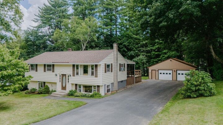 Property Photo: 54 Eastview Road NH 03431