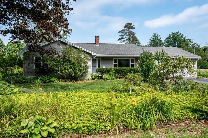 Property Photo: 18 Thompson Lane NH 03824