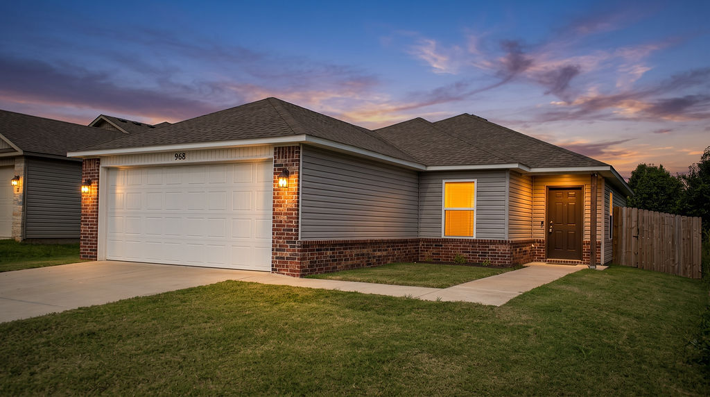 Property Photo: 968 S Brambling Lane AR 72701