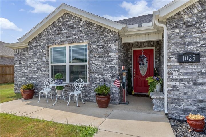 Property Photo: 1025 Domingo Avenue AR 72745