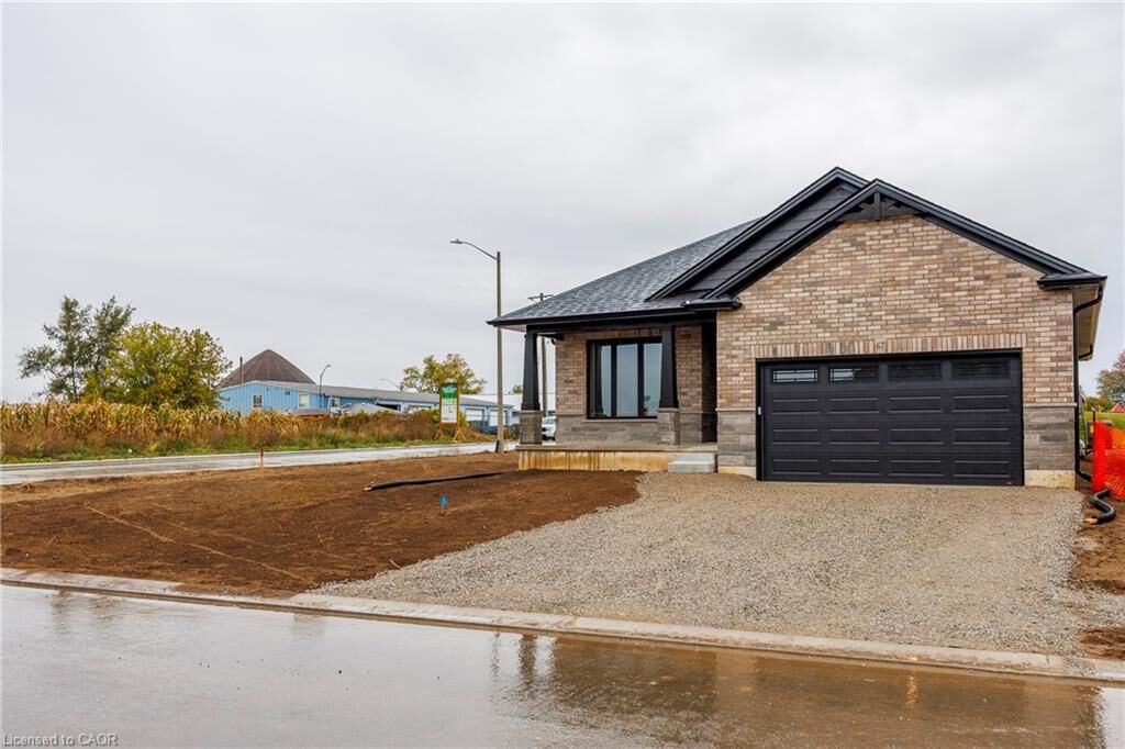 Property Photo: 93 Duchess Drive ON N4B 0B3