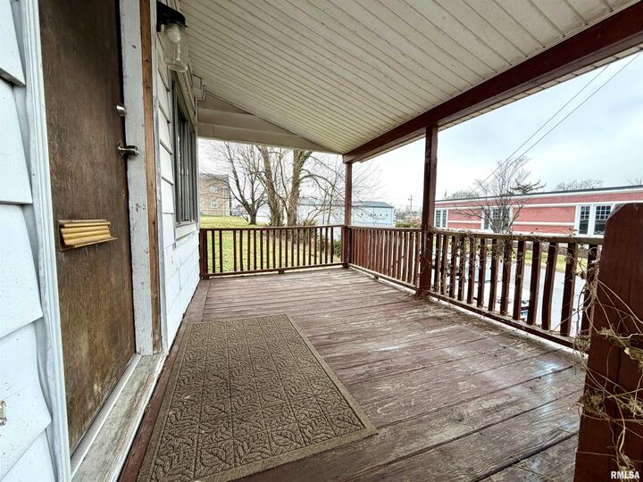 Property Photo:  312 N Main Street  IL 62946 
