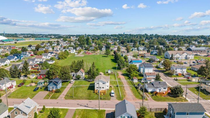 Property Photo:  415 North Market Street  PE C1N 1L9 