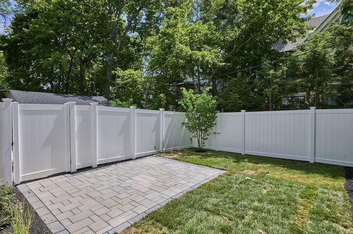 Property Photo:  123 Fuller B  MA 02446 
