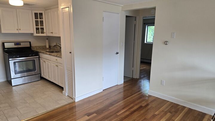 Property Photo: 108 E Main St 10 MA 01432
