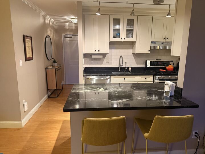Property Photo: 6 Whittier Place 12C MA 02114