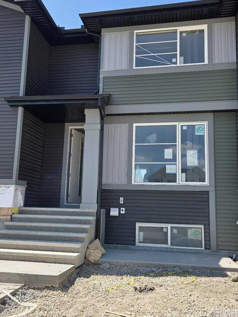 Property Photo: 191 Lanark Gate SE AB T4A 3R7