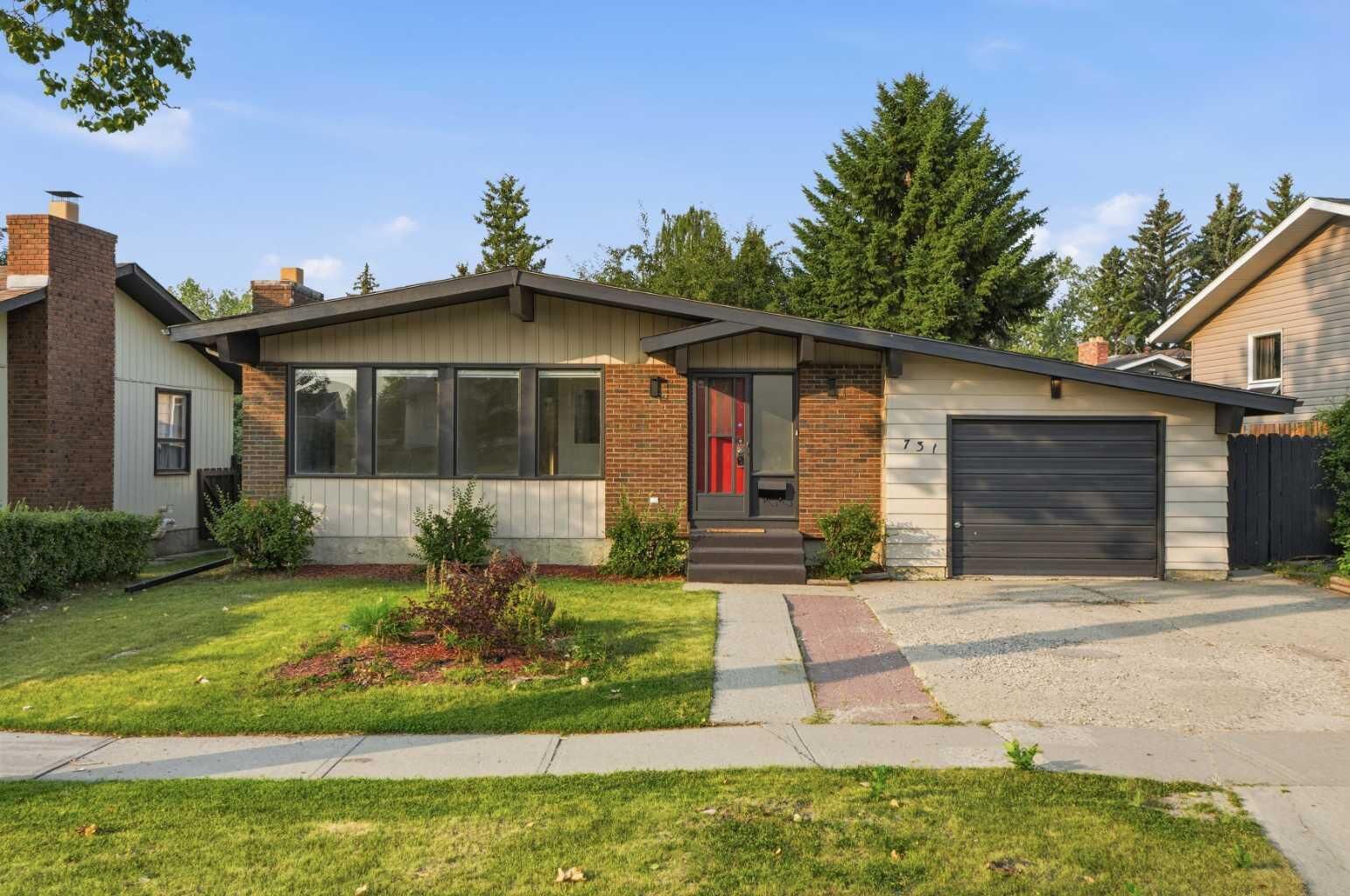 Property Photo:  731 Queensland Drive SE  AB T2J 4S8 