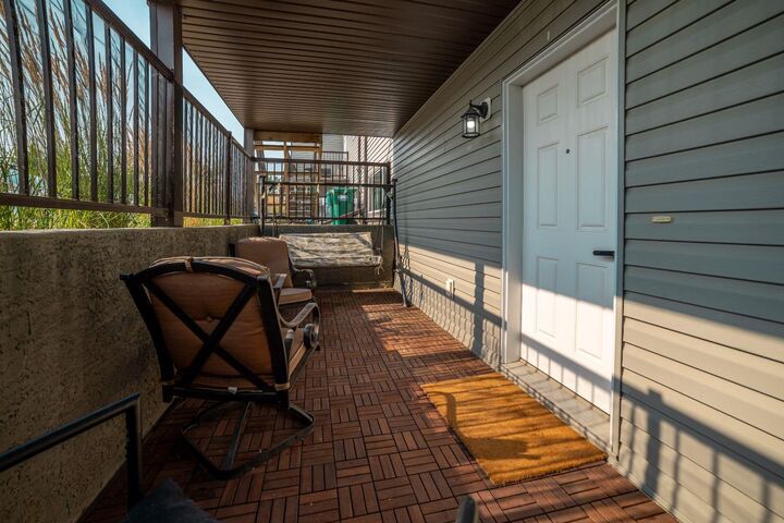 Property Photo: 103 Crocus Terrace W 5 AB T1J 5J3