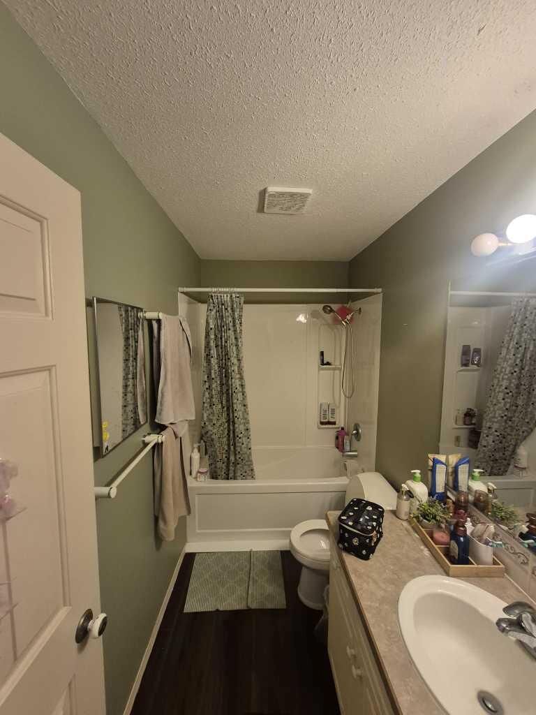 Property Photo:  4732 54 Street 401  AB T4N 2G3 