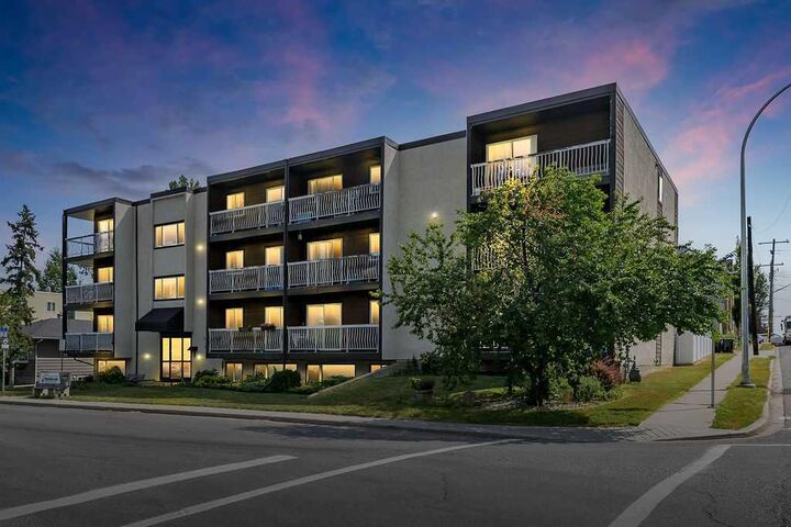 2140 17A Street SW 402 — photo 1