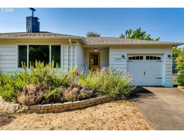 Property Photo: 47776 W 2nd St OR 97463