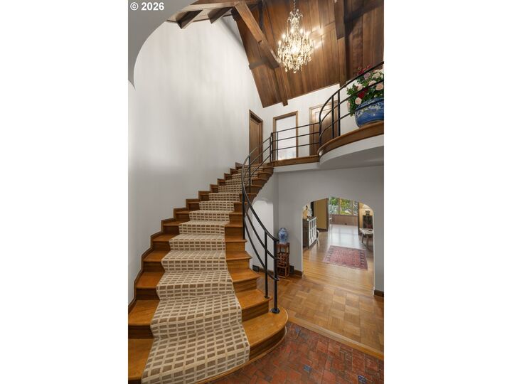 Property Photo:  3852 NE Alameda St  OR 97212 
