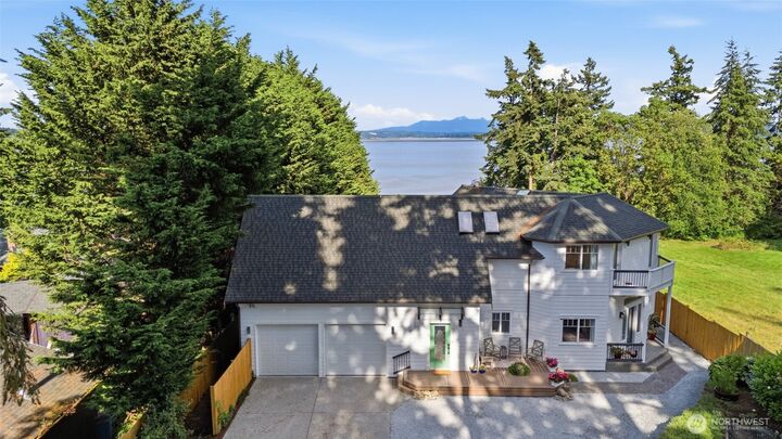 Property Photo: 108 N Livingston Bay Road WA 98282