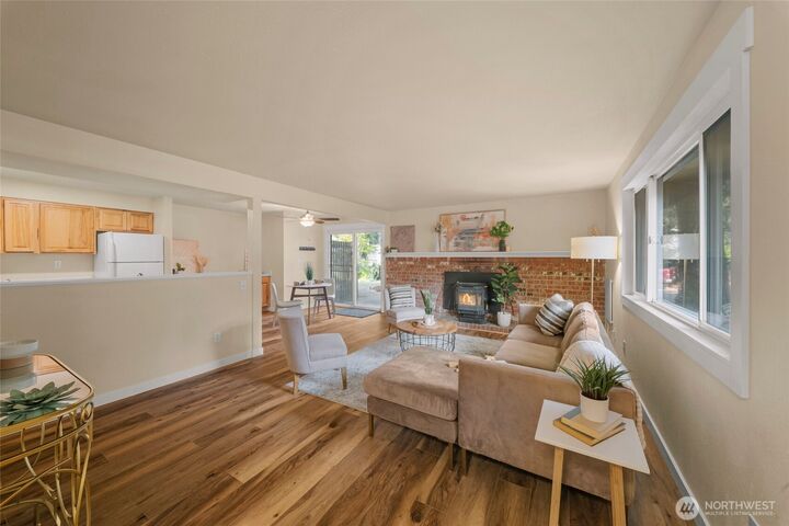 Property Photo:  4511  Lexington Place NE 4A  WA 98516 