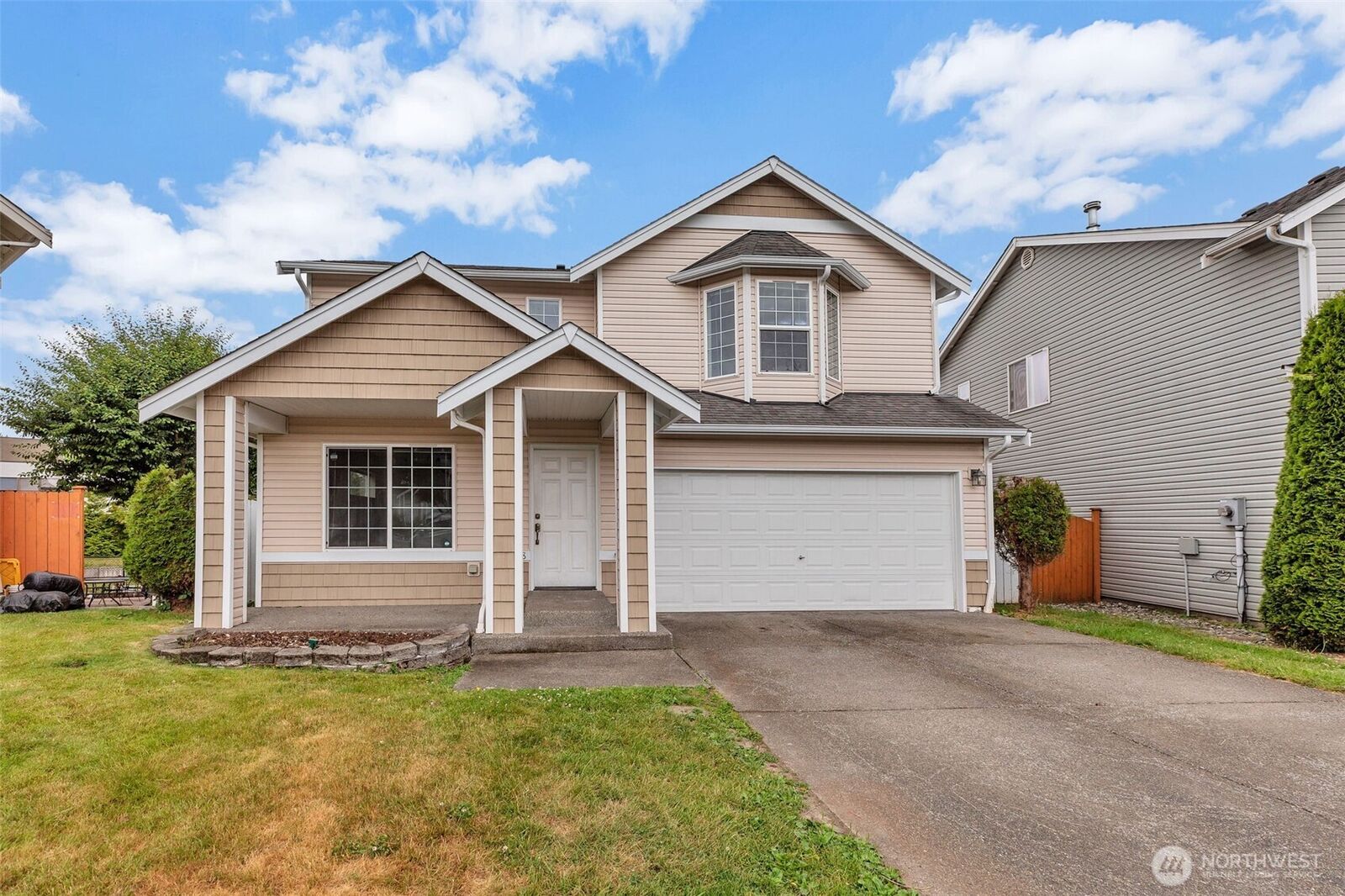 Property Photo:  728  95th Court SE  WA 98208 