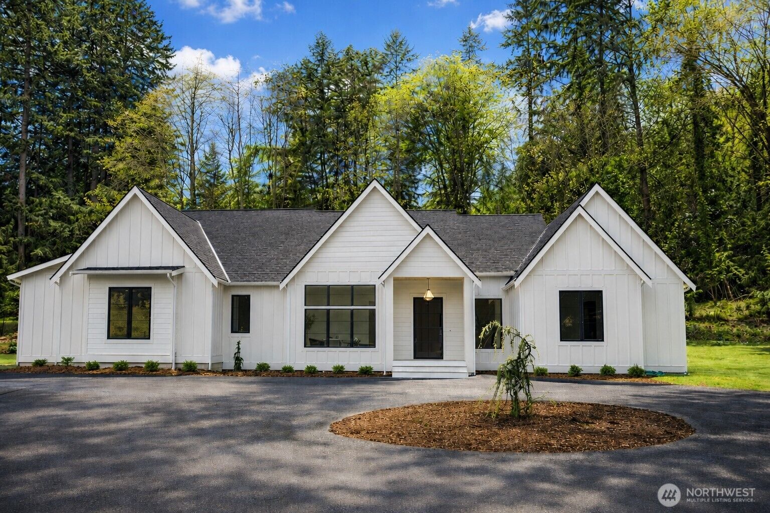 Property Photo:  275  Island Boulevard  WA 98333 