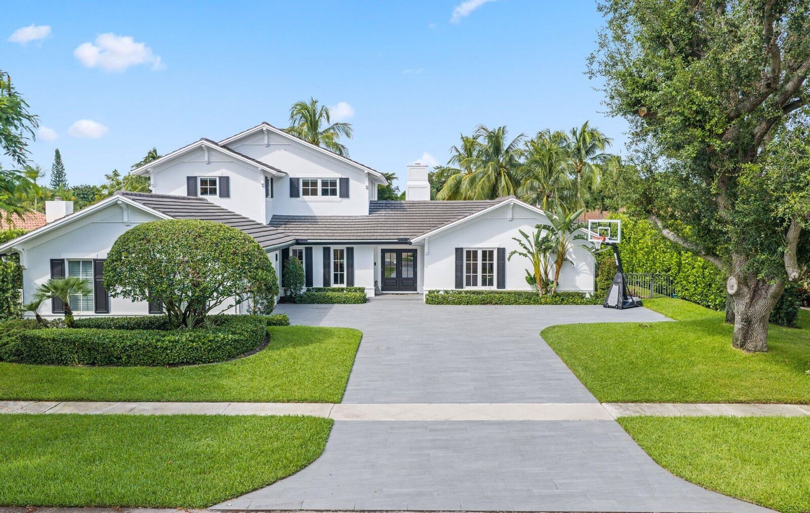 Property Photo:  2892 Banyan Blvd Circle NW  FL 33431 