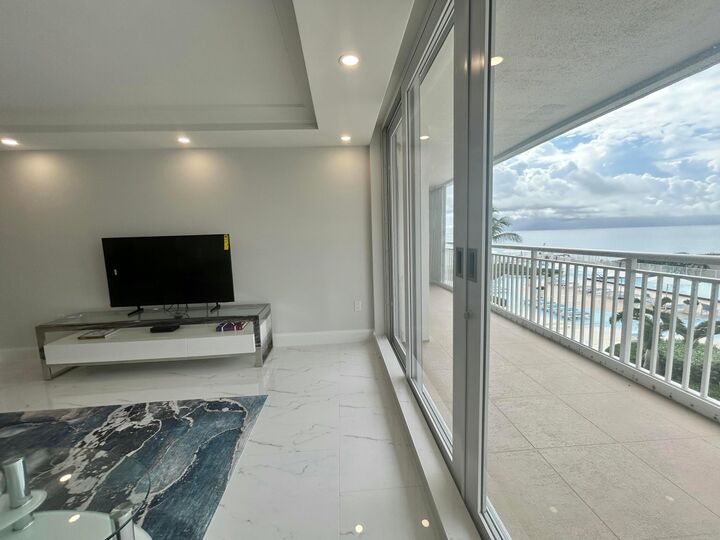 Property Photo: 3546 S Ocean Boulevard 405 FL 33480