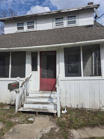Property Photo: 1817 Maplewood Avenue MI 48910