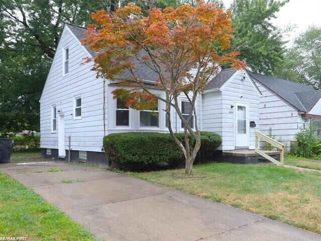 Property Photo:  18954 Kingsville Street  MI 48225 