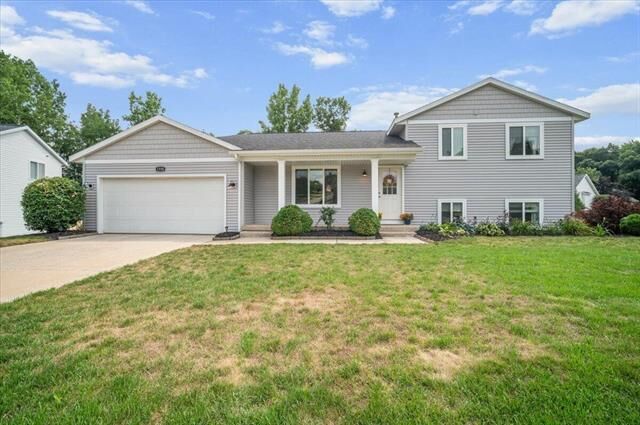 Property Photo:  1338 Scott Creek Drive NE  MI 49306 