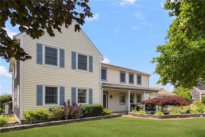 Property Photo:  27 Ocean View Drive  RI 02842 