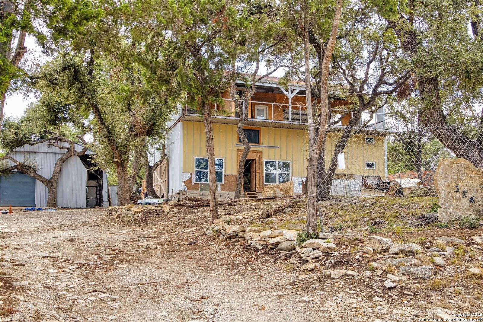 Property Photo: 324 Doe Ln TX 78133