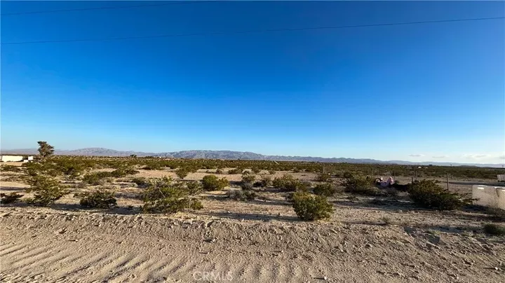 Property Photo:  758 Papoose  CA 92277 