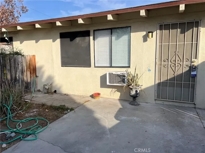 Property Photo: 240 W Mayfair CA 92867
