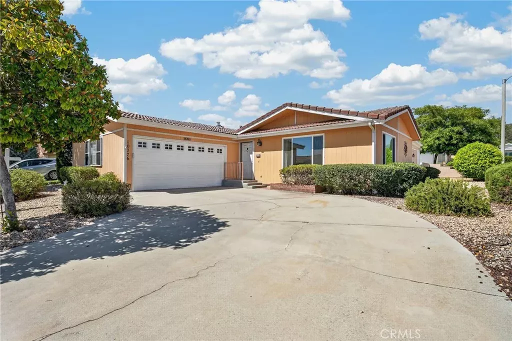 Property Photo: 10776 Cherry Hilsl CA 92223