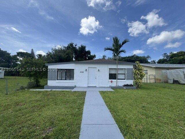 Property Photo: 4130 SW 25th St FL 33023