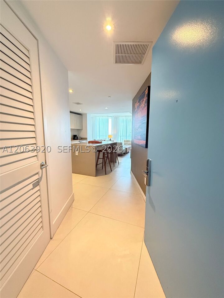 Property Photo: 4111 S Ocean Dr 2912 FL 33019