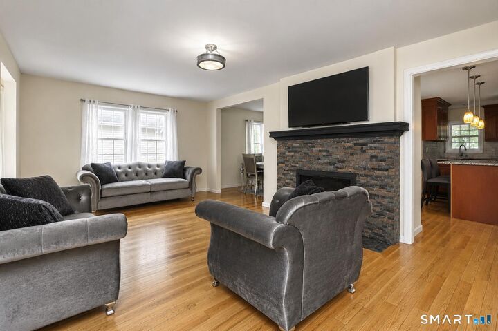 Property Photo:  426 Second Avenue  CT 06516 