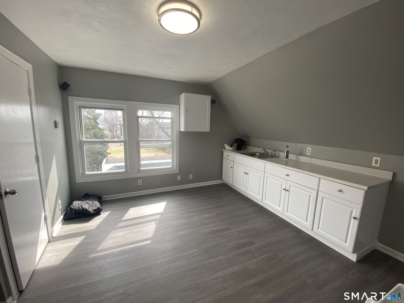 Property Photo:  358 Blohm Street  CT 06516 