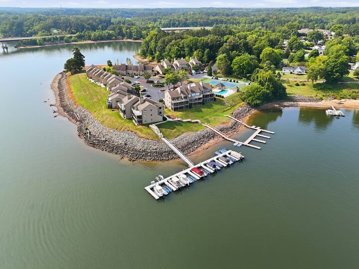 Property Photo:  16 The Moorings  VA 23927 