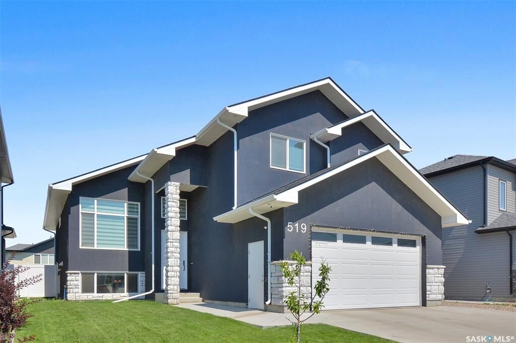 Property Photo:  519 Kenaschuk Way  SK S7W 0Y5 