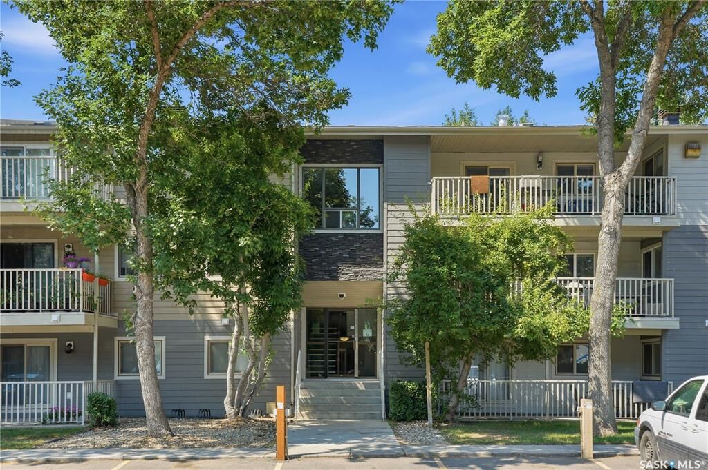 Property Photo:  1121 McKercher Drive 108G  SK S7H 5B8 
