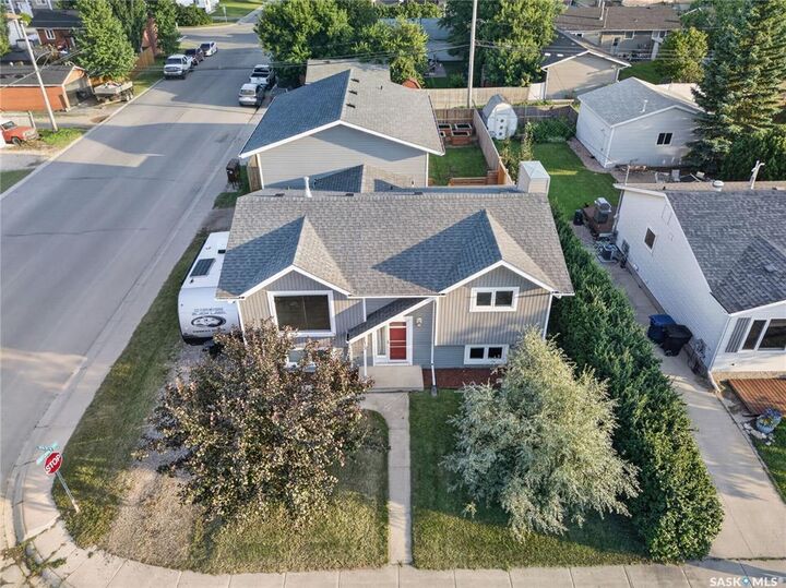 Property Photo: 433 4th Street N SK S0K 0A2