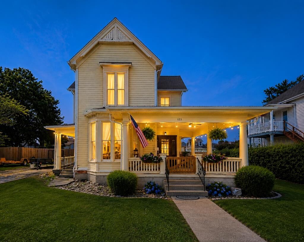 Property Photo:  125 Portsmouth Street  OH 45640 