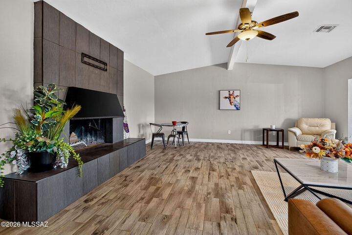 Property Photo:  6921 N Camino Verde  AZ 85743 