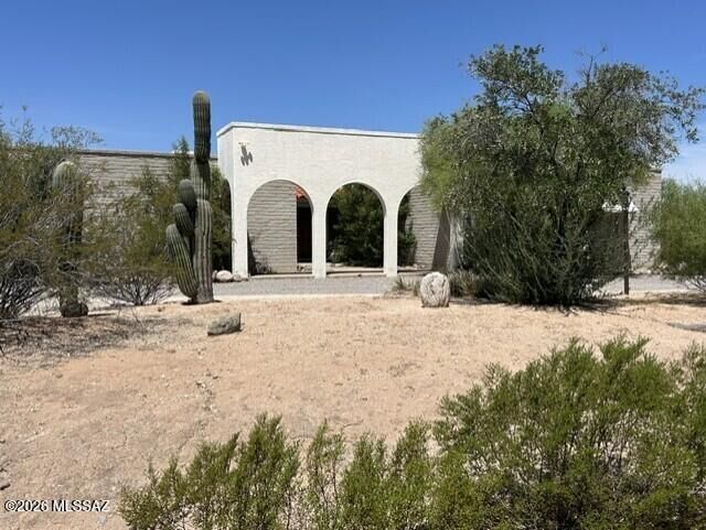Property Photo: 6741 N Pomona Road AZ 85704