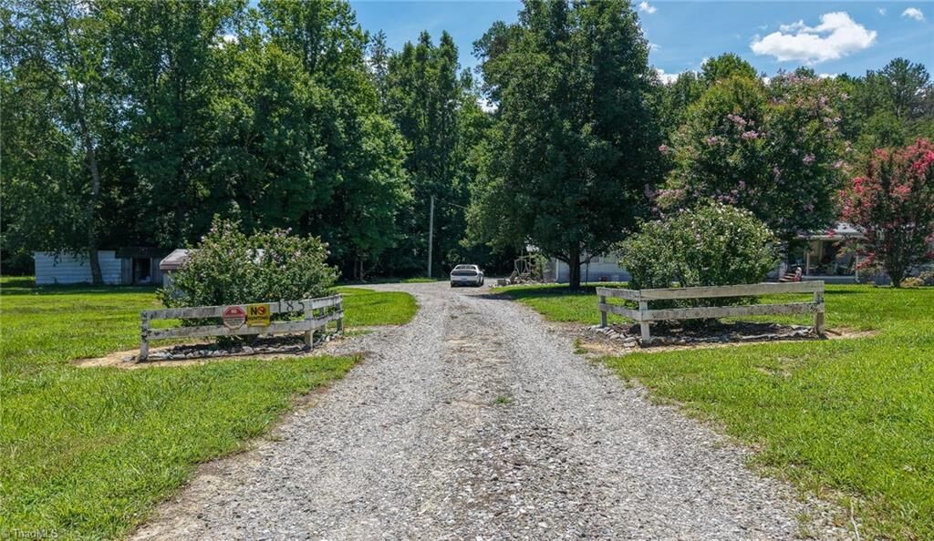 Property Photo: 185 Bells Lane NC 28670