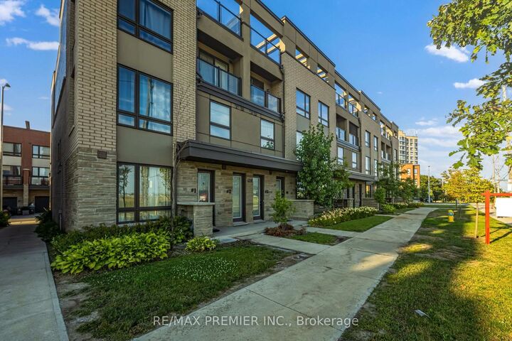 Property Photo: 624 Rexdale Boulevard 4 ON M9W 0G1