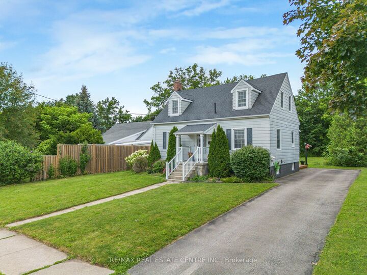 Property Photo: 5857 Murray Street ON L2G 2J9